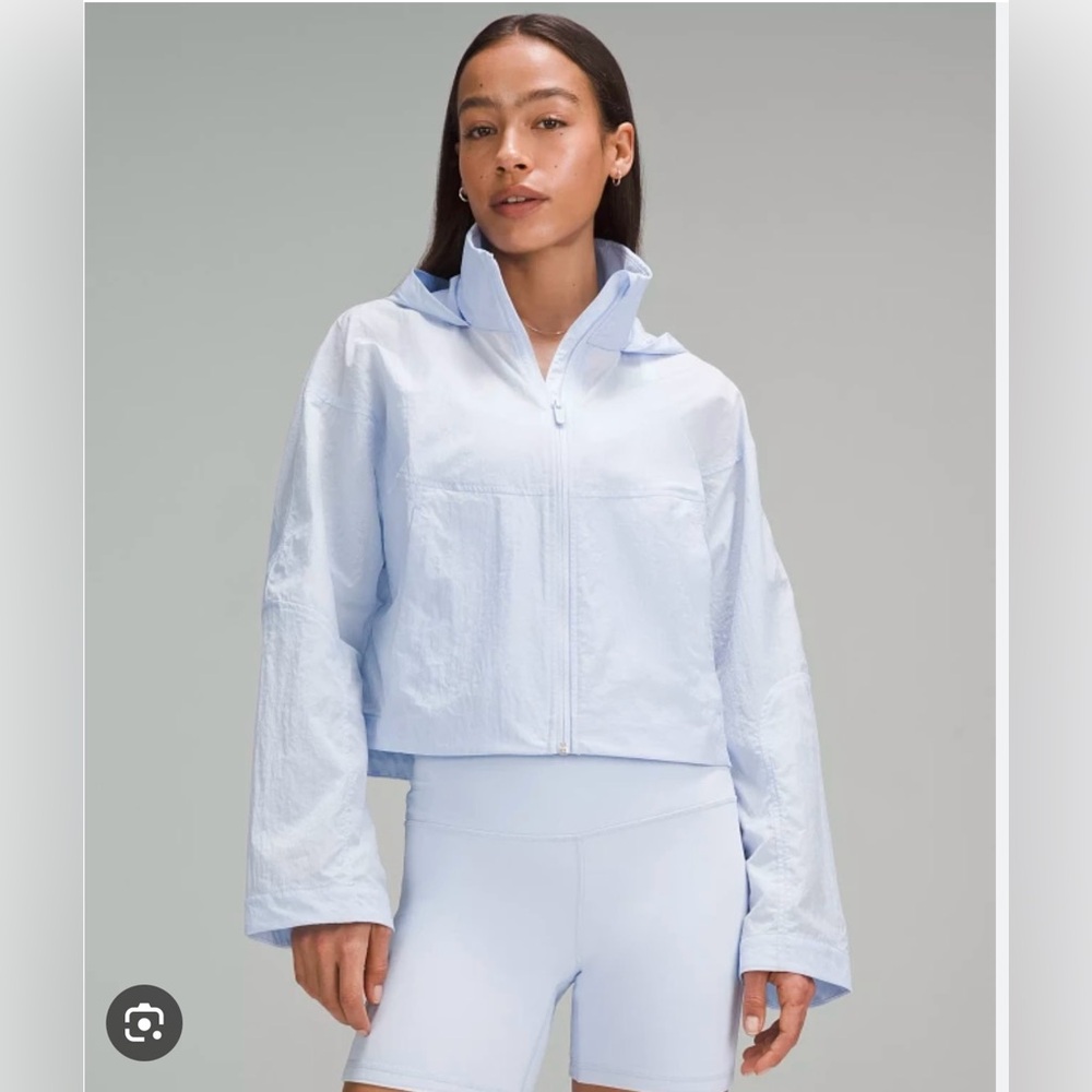 NWT Lululemon Lightweight Relaxed-Fit Vented Jacket windmill Blue L